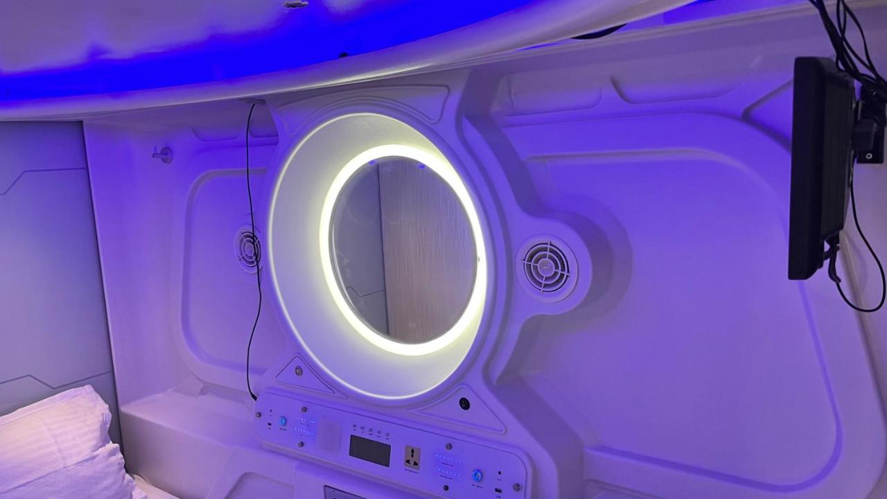 孟买 Astropods酒店 外观 照片